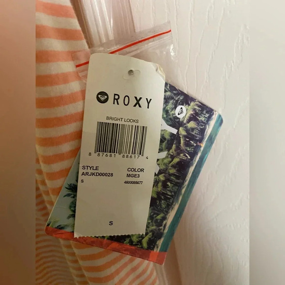 Roxy sundress open back NWT size small - Picture 8 of 8